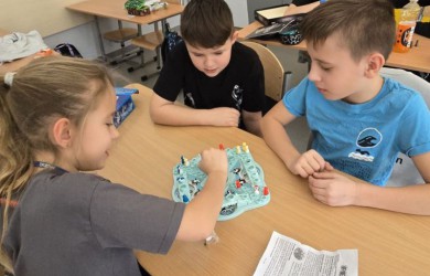 Szach i mat- gry i zabawy logiczne.