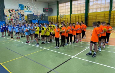 Gminny etap igrzysk w mini koszykówce